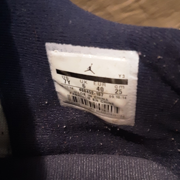 Shoes - Picture 5 of 5